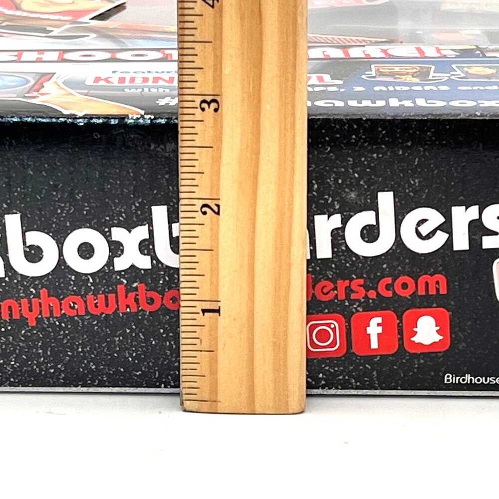 Tony Hawk Box Boarders Super Pack Kidney Bowl 4 Mini Figures Clip-On Lens New - Picture 12 of 13
